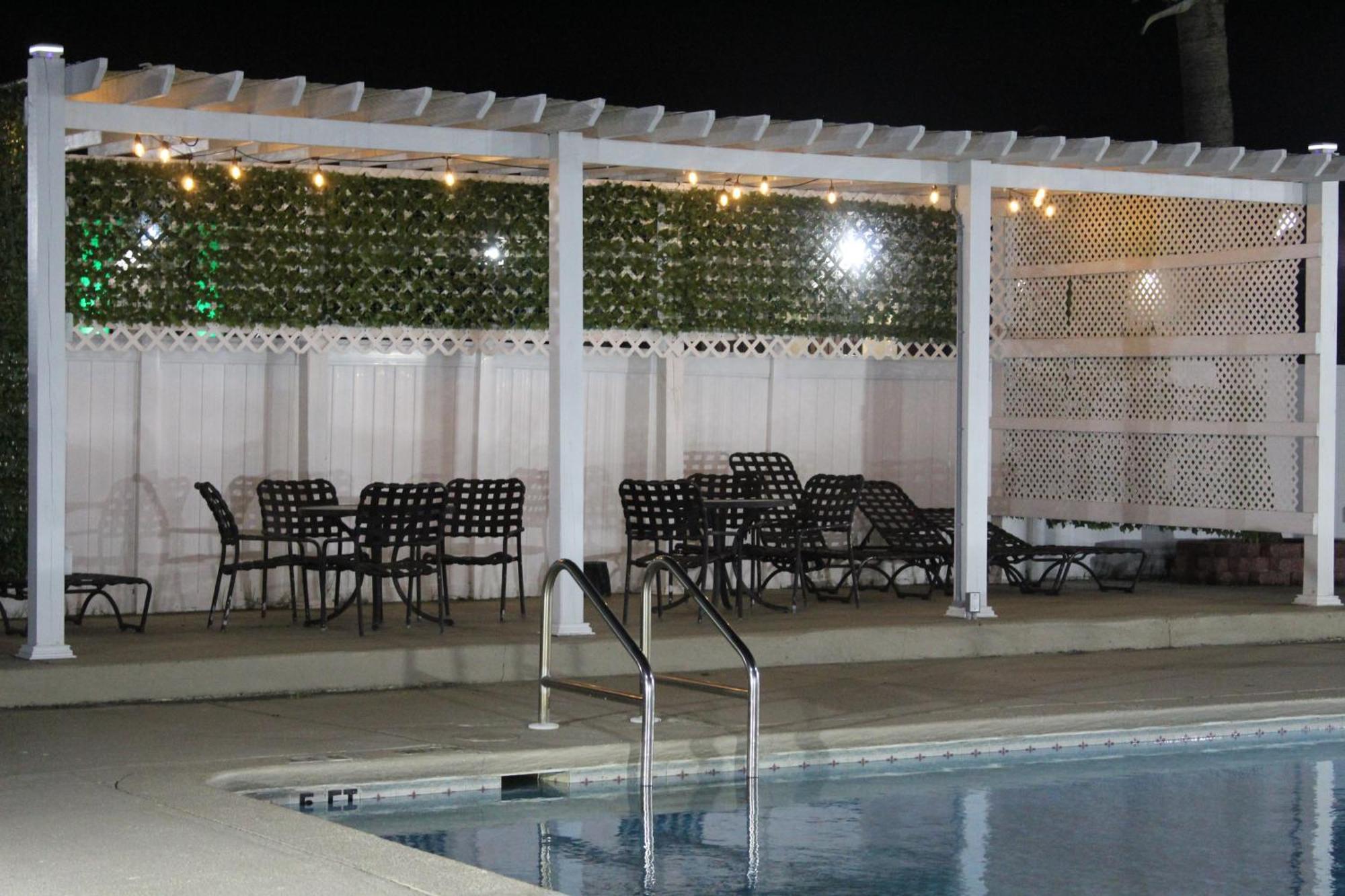 Days By Wyndham Hotel 2*
